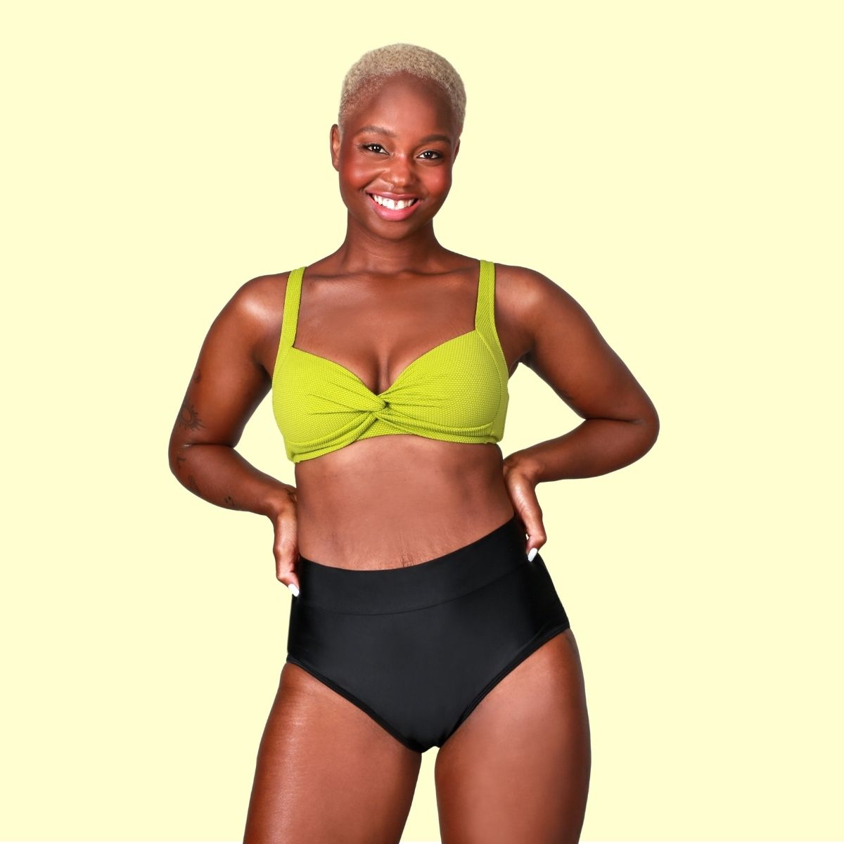 Taynie Beach Highwaist schwarz Alle Produkte